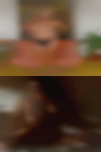 Ass naked and hair colour!